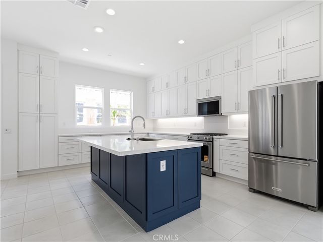 545 Canterbury Way, Montebello, CA 90640