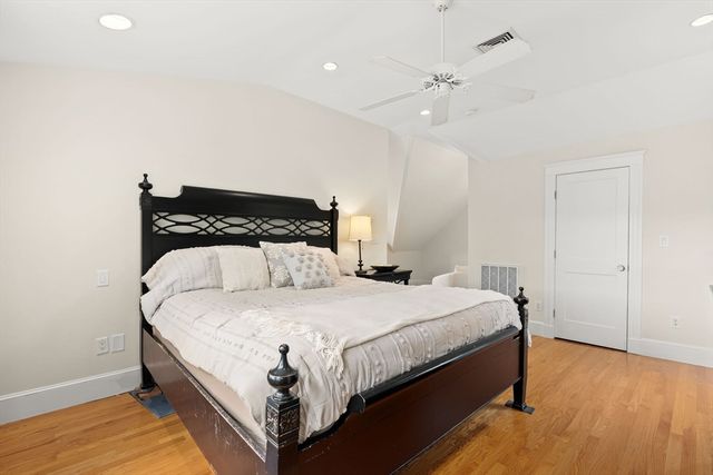 158 Lowell St, Arlington, MA 02474