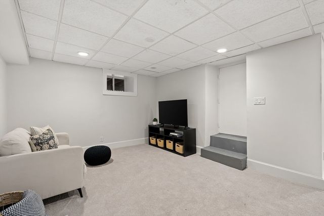 158 Lowell St, Arlington, MA 02474