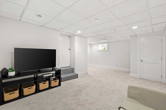 158 Lowell St, Arlington, MA 02474