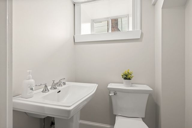 158 Lowell St, Arlington, MA 02474