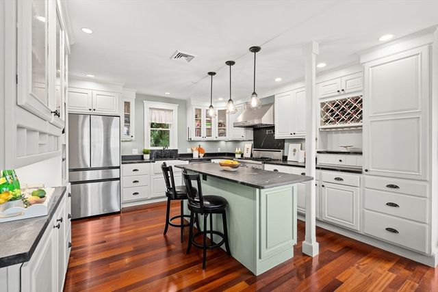 158 Lowell St, Arlington, MA 02474
