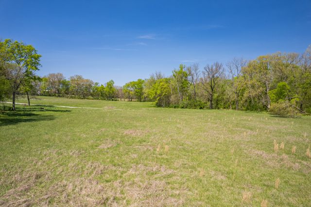 4 Old Zion Rd, Columbia, TN 38401