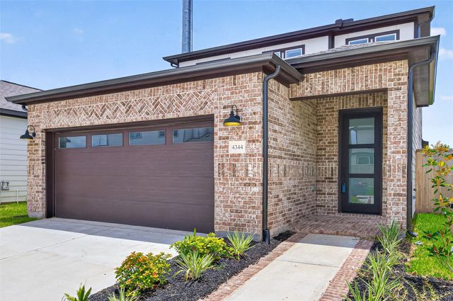 4344 Avron Drive, Stafford, TX 77477