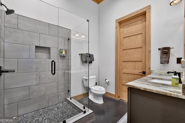 472 Overlook Drive, Blue Ridge, GA 30513