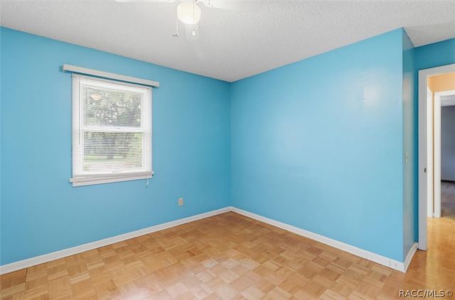 2799 W Live Oak Street, Lecanto, FL 34461