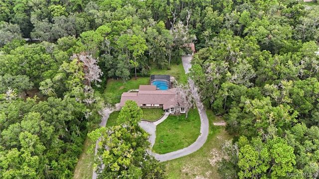 2799 W Live Oak Street, Lecanto, FL 34461