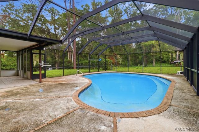 2799 W Live Oak Street, Lecanto, FL 34461