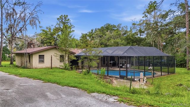 2799 W Live Oak Street, Lecanto, FL 34461