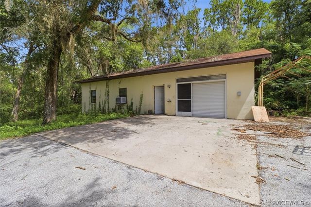 2799 W Live Oak Street, Lecanto, FL 34461