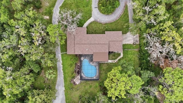 2799 W Live Oak Street, Lecanto, FL 34461