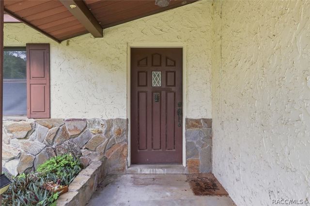 2799 W Live Oak Street, Lecanto, FL 34461