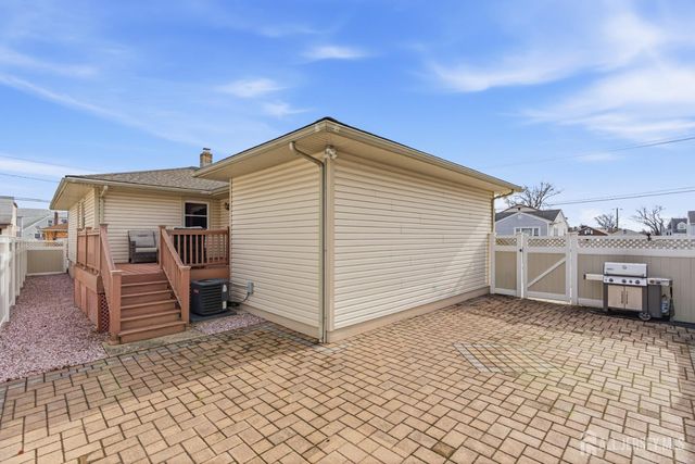 243 E Cherry Street E, Carteret, NJ 07008