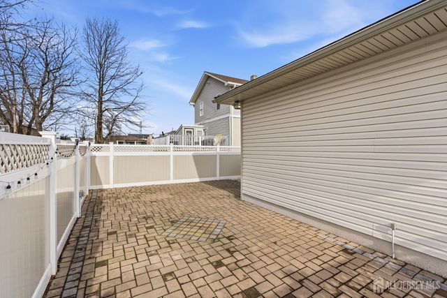 243 E Cherry Street E, Carteret, NJ 07008