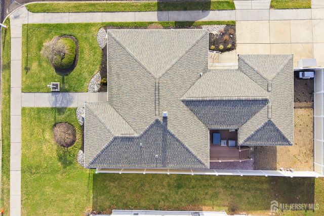 243 E Cherry Street E, Carteret, NJ 07008