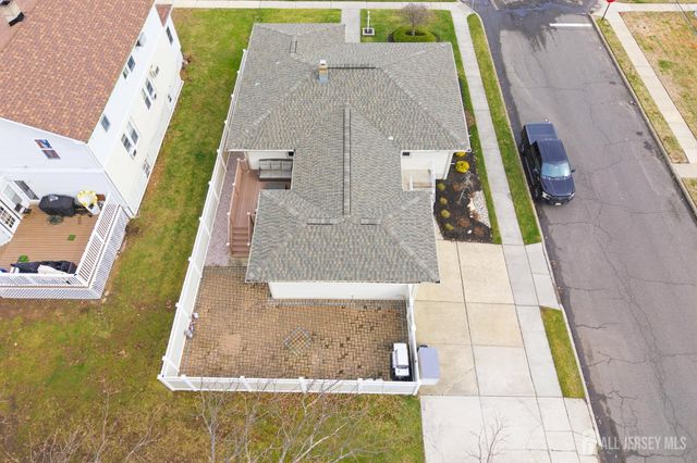 243 E Cherry Street E, Carteret, NJ 07008