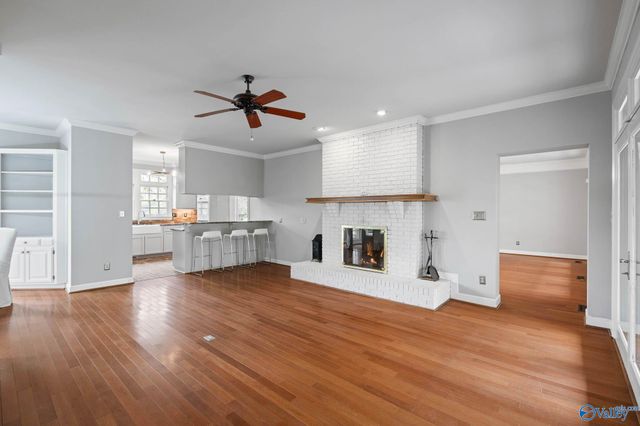 4820 Cove Creek Drive SE, Brownsboro, AL 35741