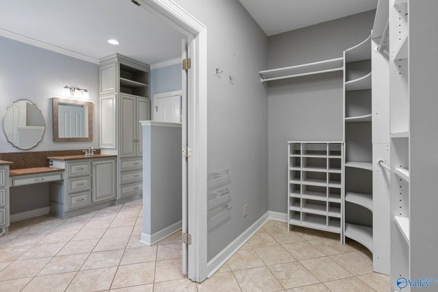 4820 Cove Creek Drive SE, Brownsboro, AL 35741