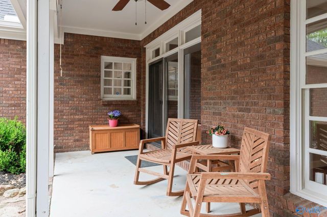 4820 Cove Creek Drive SE, Brownsboro, AL 35741