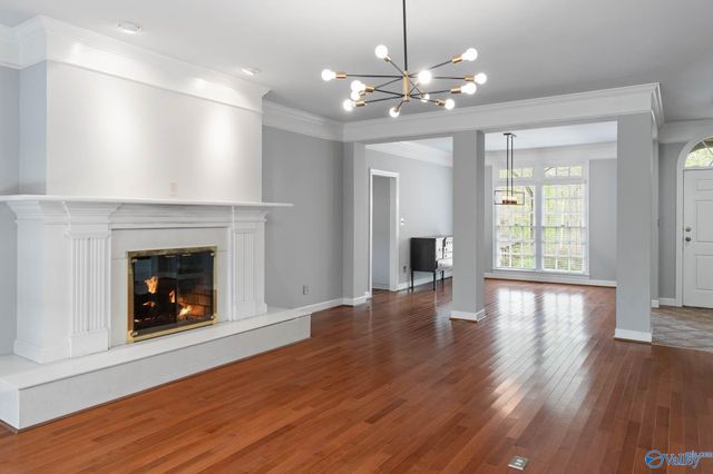 4820 Cove Creek Drive SE, Brownsboro, AL 35741