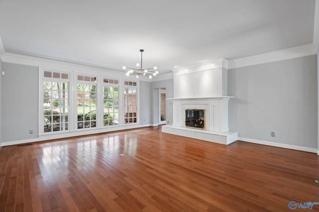 4820 Cove Creek Drive SE, Brownsboro, AL 35741