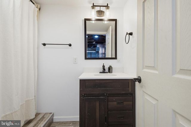 749 FREY RD, Chambersburg, PA 17202