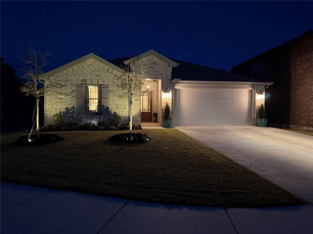 2204 Kansas Street, Royse City, TX 75189