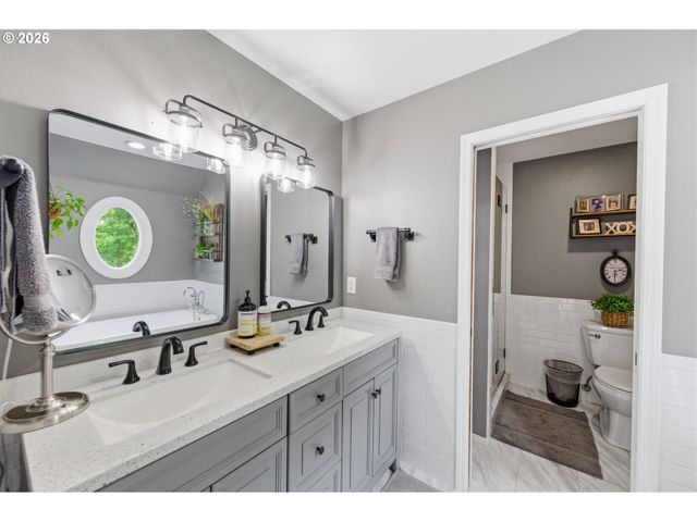 28580 Sw 60TH Ave, Wilsonville, OR 97070