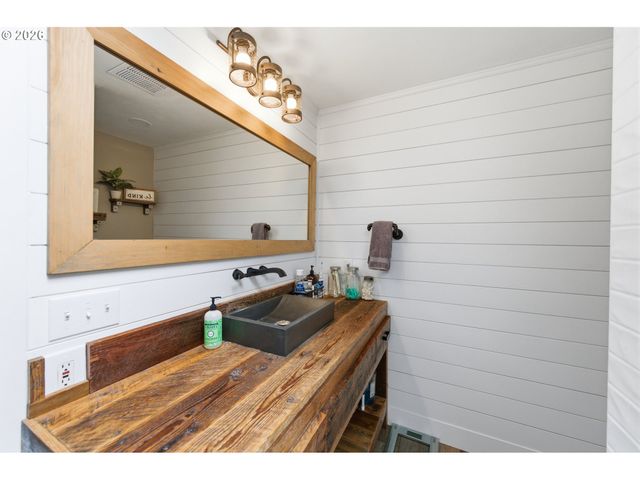 28580 Sw 60TH Ave, Wilsonville, OR 97070