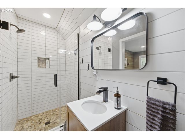 28580 Sw 60TH Ave, Wilsonville, OR 97070