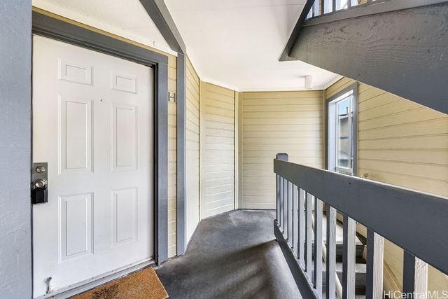 91-249 Hanapouli Circle 20H, Ewa Beach, HI 96706