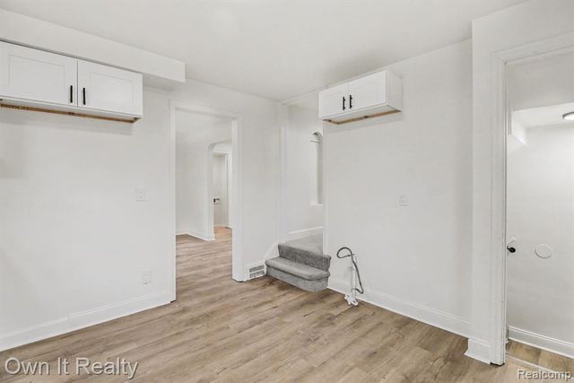 15440 Murray Hill Street, Detroit, MI 48227