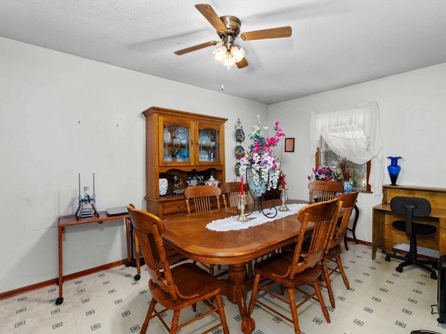 921 N Patterson St, Carthage, TX 75633