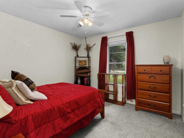 921 N Patterson St, Carthage, TX 75633