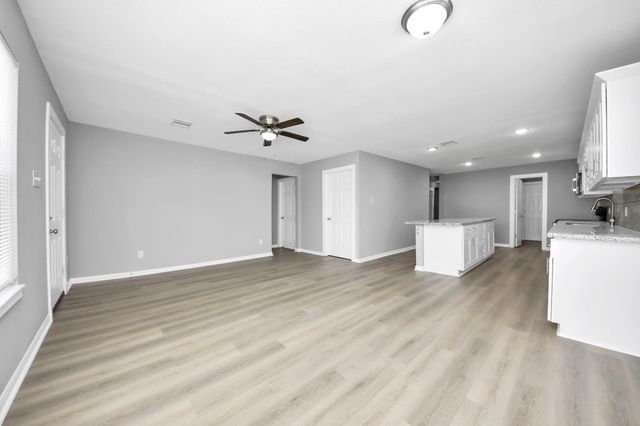 6832 Foster Street, Houston, TX 77021
