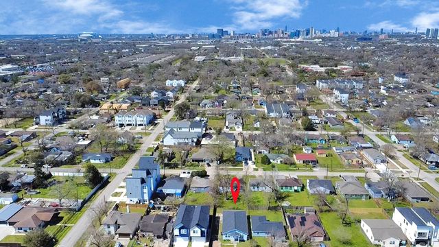 6832 Foster Street, Houston, TX 77021