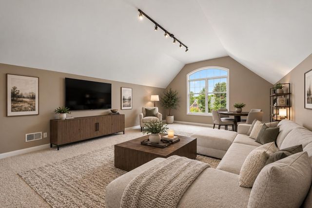 95 Scotscraig Drive, Valparaiso, IN 46385