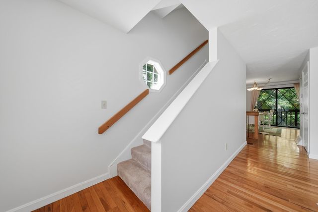 2 Winrow Drive, Merrimack, NH 03054