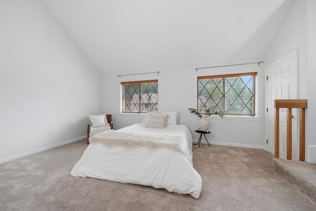 2 Winrow Drive, Merrimack, NH 03054