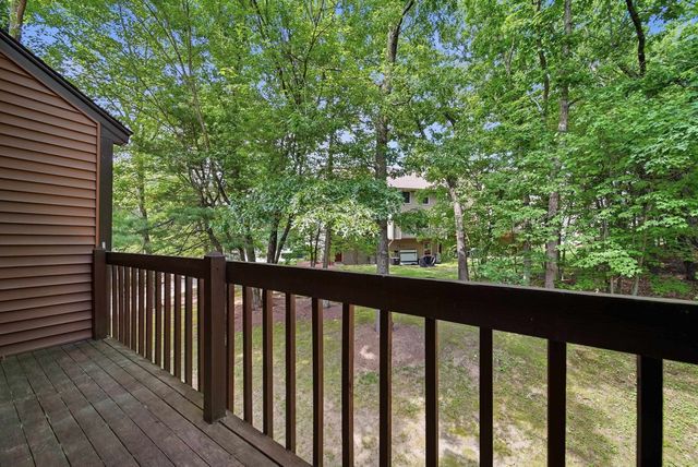 2 Winrow Drive, Merrimack, NH 03054