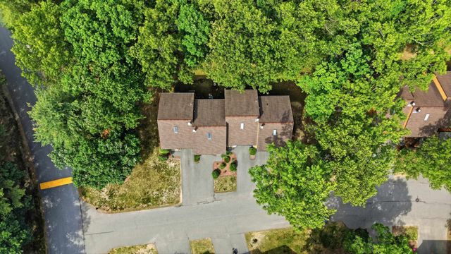 2 Winrow Drive, Merrimack, NH 03054