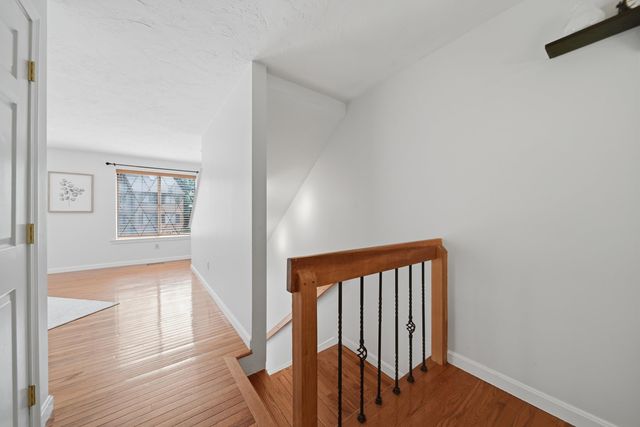 2 Winrow Drive, Merrimack, NH 03054