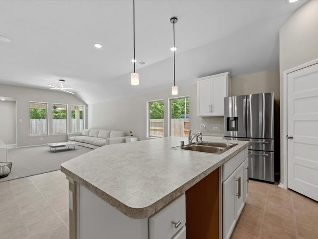 2901 Yaupon Grove Lane, Conroe, TX 77385