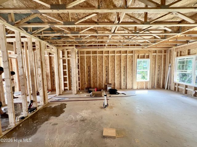 312 Creeks Edge Drive, Pikeville, NC 27863
