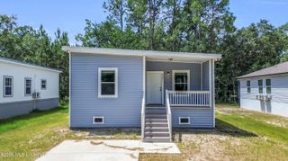 6091 E Adams, Bay Saint Louis, MS 39520