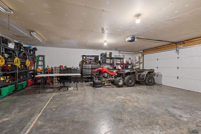 11674 BROOK DR, Hill City, SD 57745