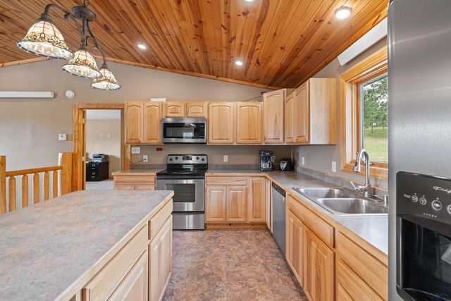 11674 BROOK DR, Hill City, SD 57745