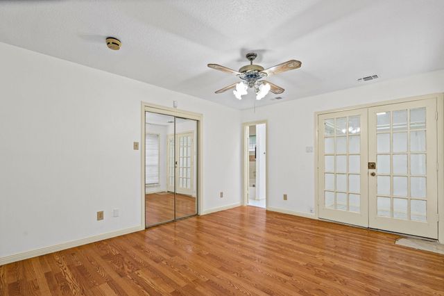 1922 Hickory Lawn Drive, Houston, TX 77077