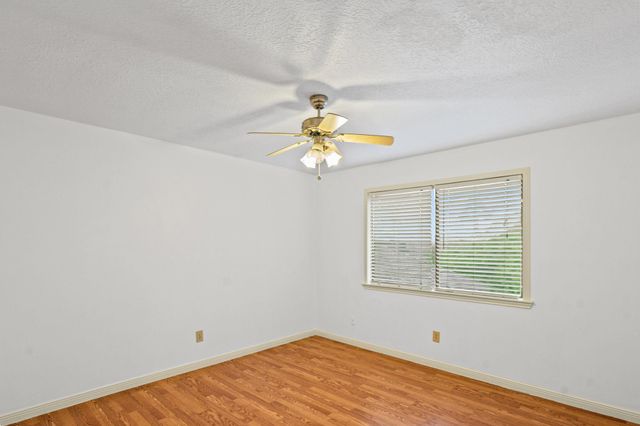 1922 Hickory Lawn Drive, Houston, TX 77077
