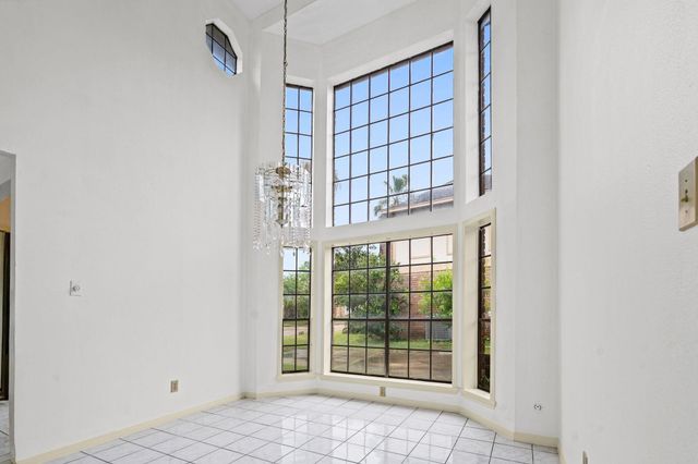 1922 Hickory Lawn Drive, Houston, TX 77077